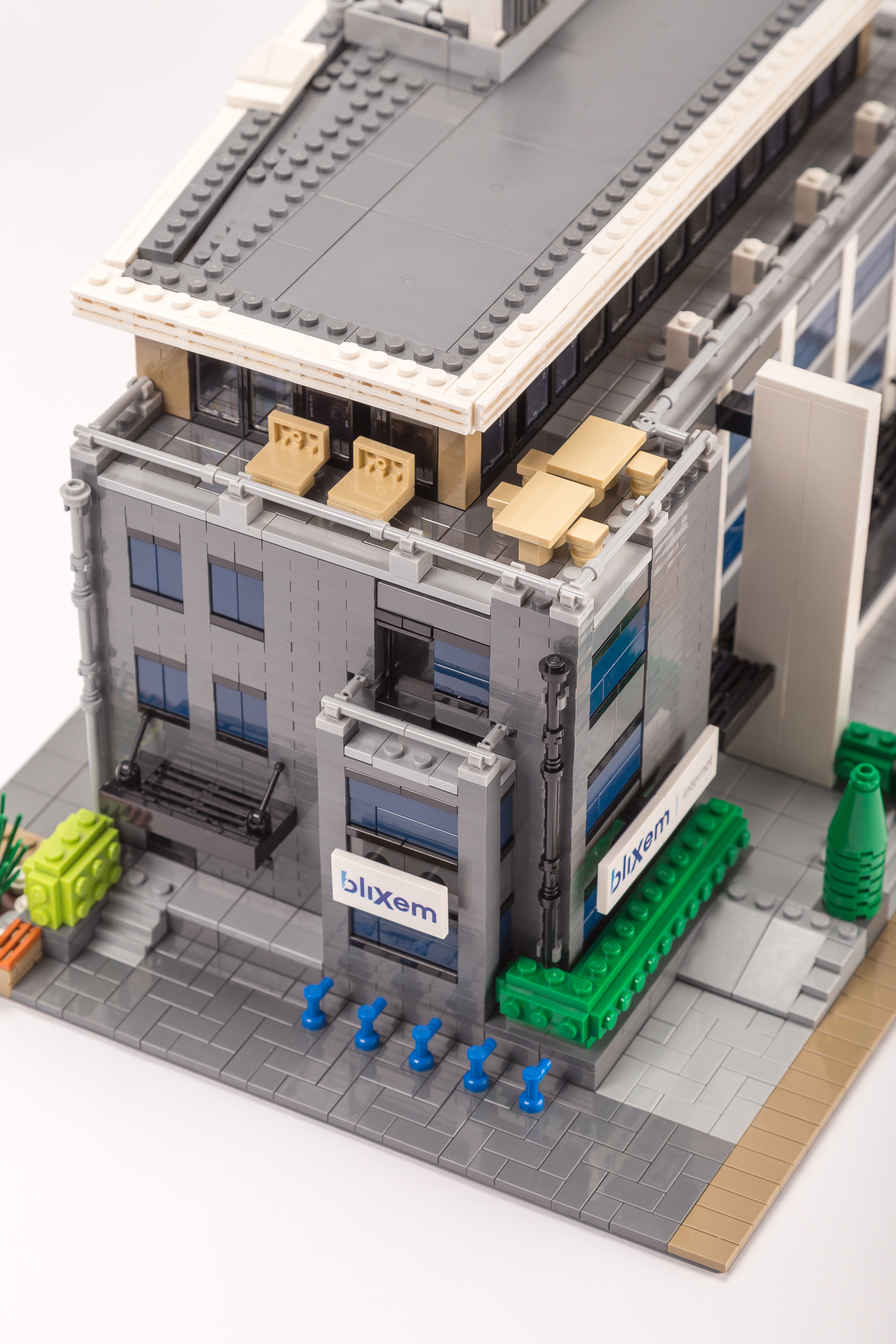 Schaalmodel kantoorpand BliXem Internet